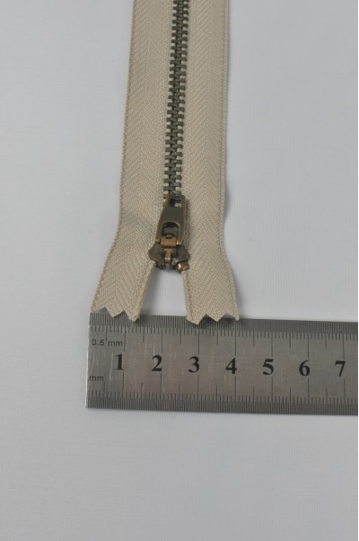 ZIP051  2號拉鏈  青古銅拉鏈 金屬單頭拉鏈 密尾拉鏈 不設單獨拉鍊訂購 正面照